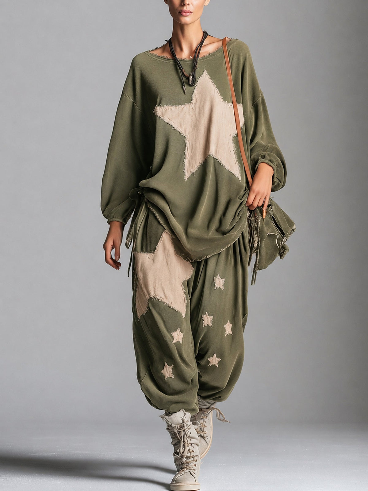 Women’s Oversized Star Patch Sweatshirt & Jogger Set – Casual Streetwear Two Piece Lounge Outfit
