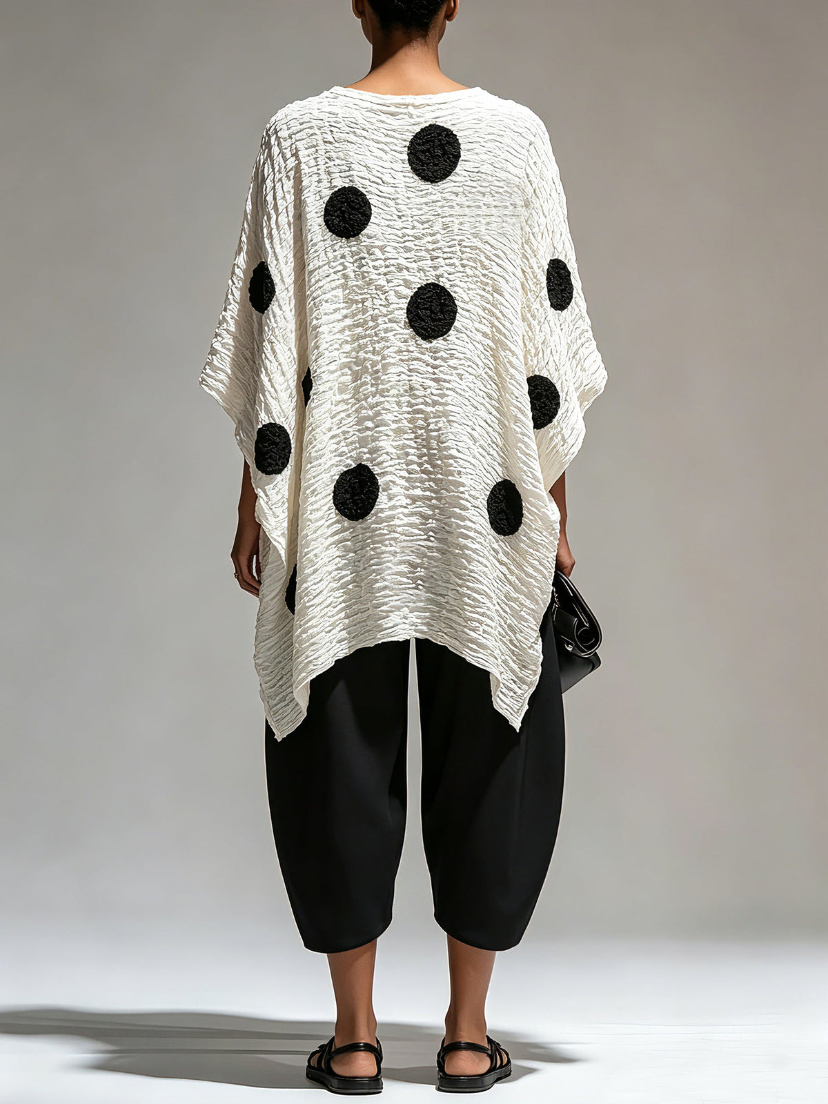 Women’s Oversized Textured Polka Dot Tunic Top – Minimalist Black & White Casual Chic Blouse